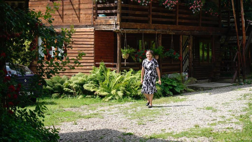 Cabana Victor Sighetu Marmaţiei Buitenkant foto